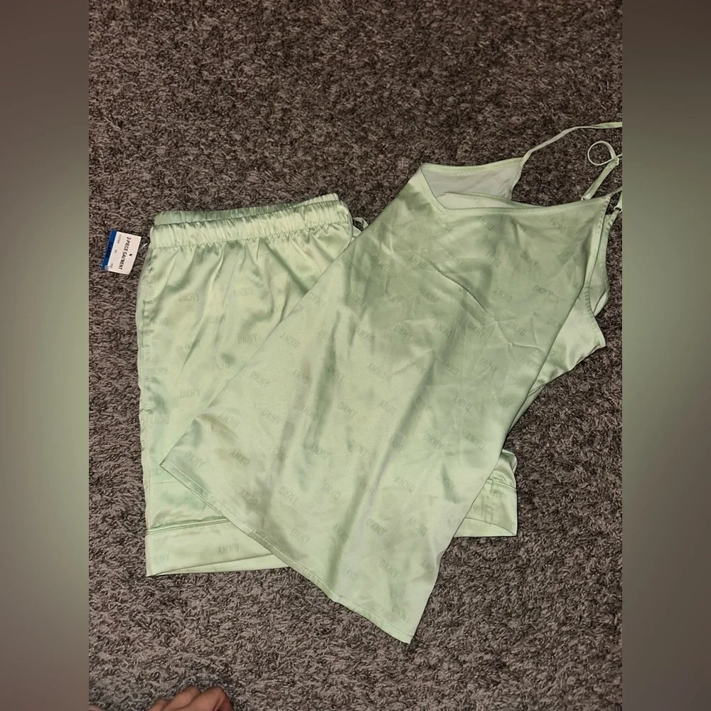 Women’s DKNY Mint Green Sexy Silky 2-Piece Short Tank Loungewear Set Size XL NWT